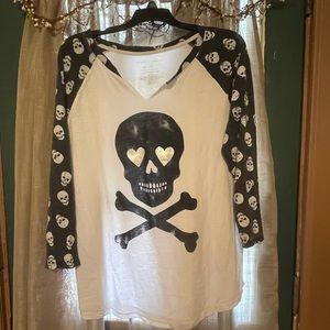 Skull shirt